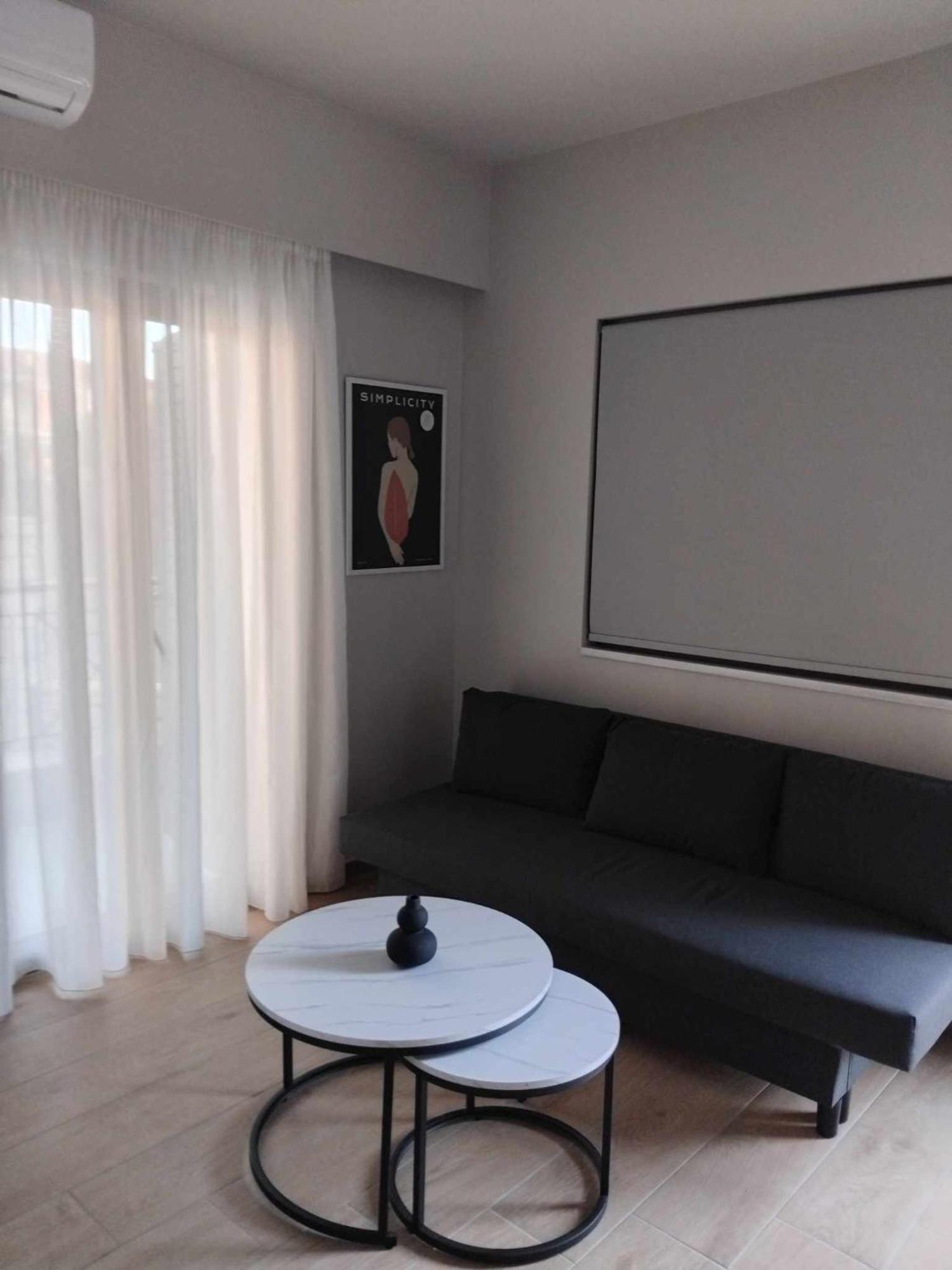 Simple, Calm And Luxurious Apartment Kalamata Exterior foto
